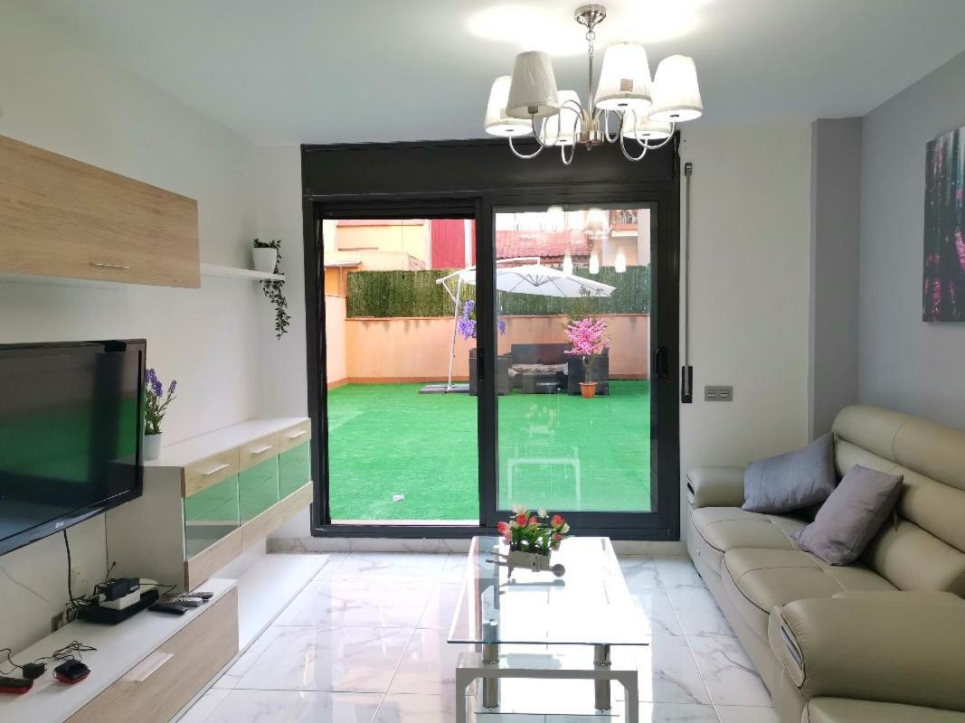 Апартаменты Duplex / Beach 3Min/ Bcn Center 10Min/Tren 2Min Сан-Адриан-де-Бесос Экстерьер фото