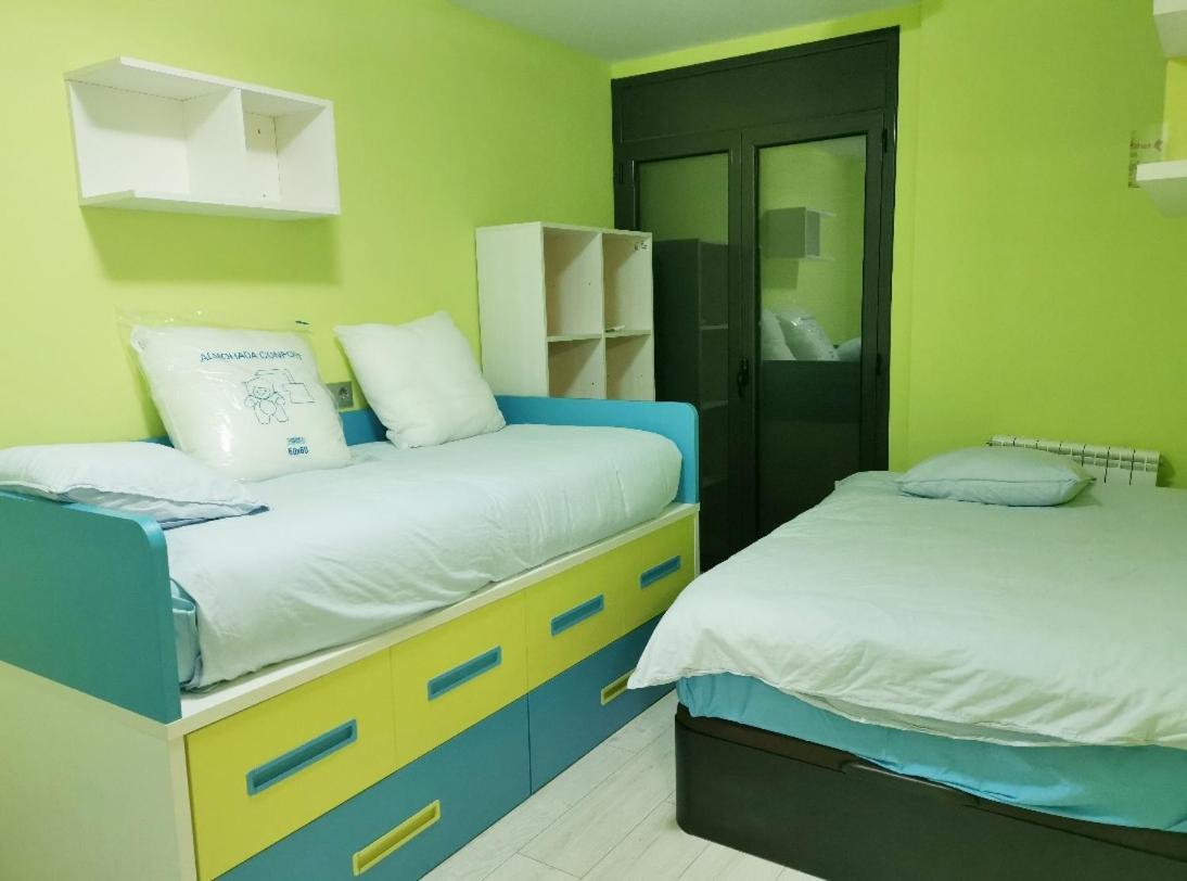 Апартаменты Duplex / Beach 3Min/ Bcn Center 10Min/Tren 2Min Сан-Адриан-де-Бесос Экстерьер фото