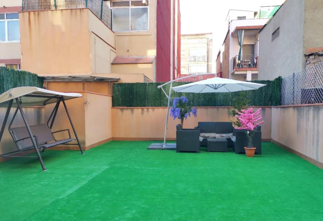 Апартаменты Duplex / Beach 3Min/ Bcn Center 10Min/Tren 2Min Сан-Адриан-де-Бесос Экстерьер фото